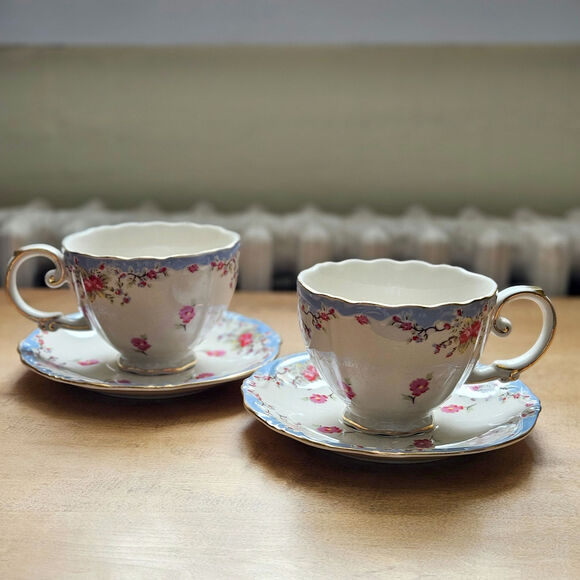 Vintage and Vintage-Inspired Valentine\'s Day Tea Gift Basket